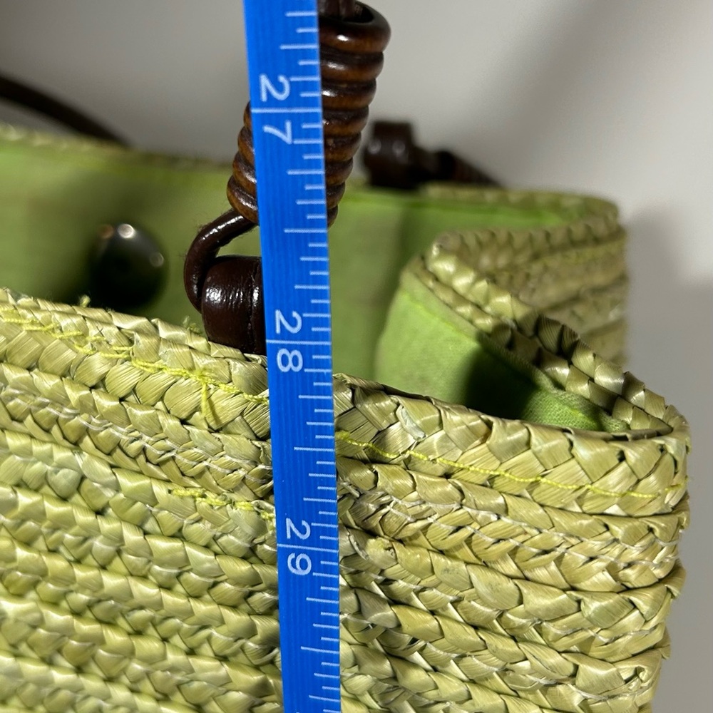 Authentic StJohnsBay Straw lime color purse - Picture 10 of 12